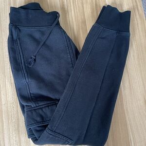 Champion reverse weave sweatpants.  Utility pockets. Drawstring waist. Size XS.
